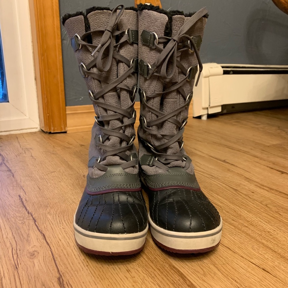 Sorel winter boot
